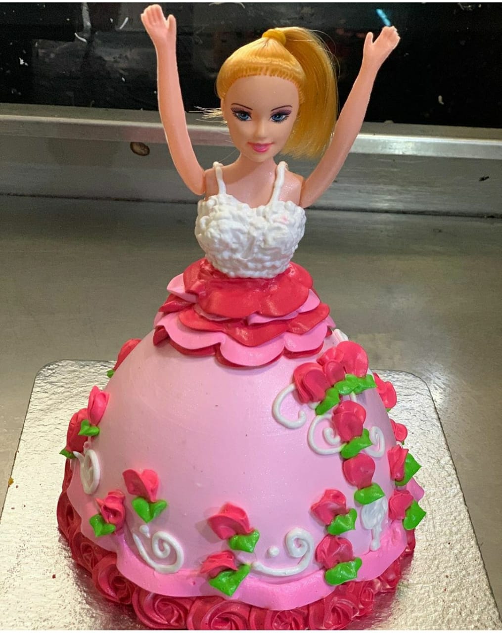 Barbie Cake (1kg; Pre-order only) | Le Delicia